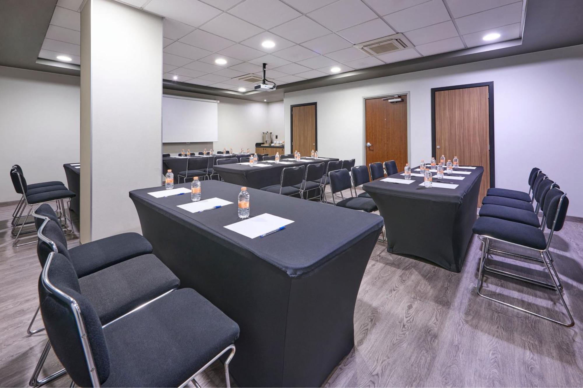City Express Plus By Marriott Ciudad De Mexico Periferico Sur Tlalpan Ngoại thất bức ảnh