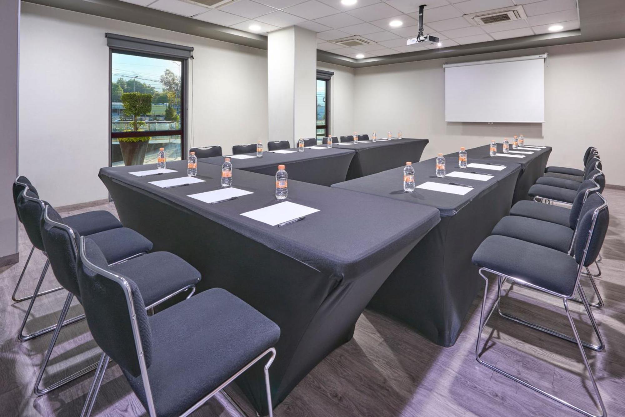 City Express Plus By Marriott Ciudad De Mexico Periferico Sur Tlalpan Ngoại thất bức ảnh